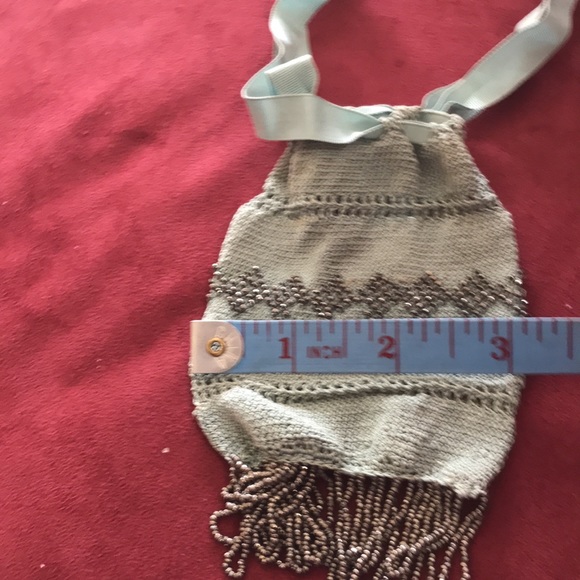 Vintage/antique miser purse delicate metal fringe tiny geometric beadwork - Picture 6 of 6